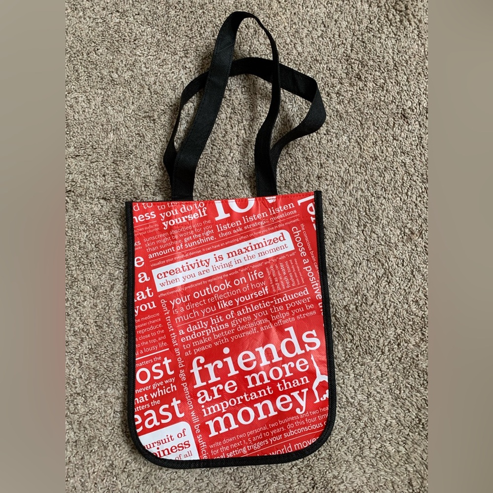 LuLuLemon small reusable shopping bag